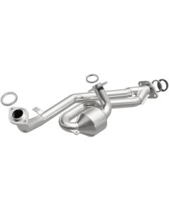 MagnaFlow Exhaust Products Direct-Fit Catalytic Converter Toyota Sienna Front 2001-2003 3.0L V6- 447160